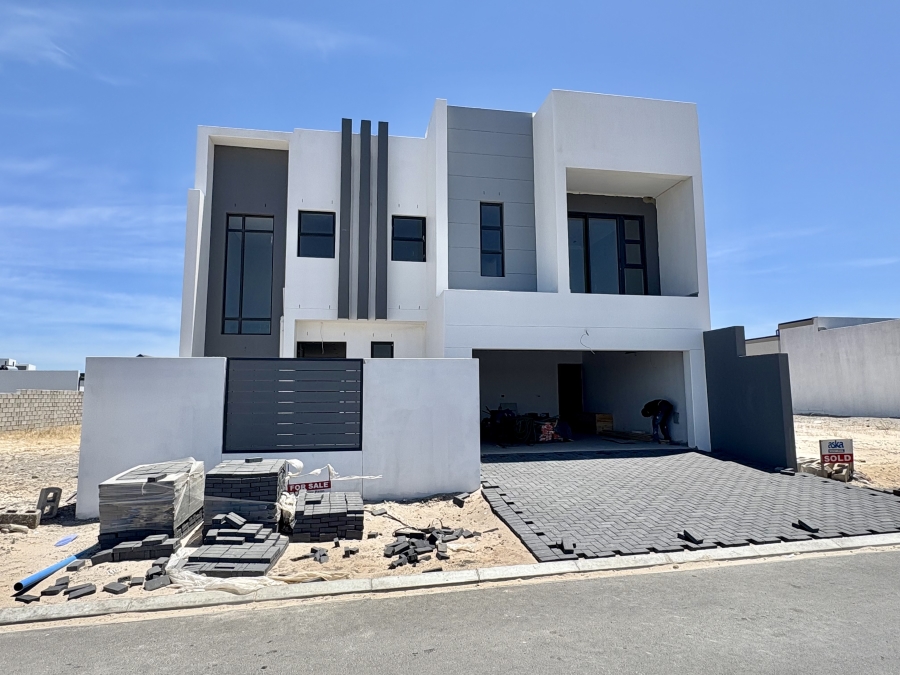 4 Bedroom Property for Sale in Sandown Western Cape